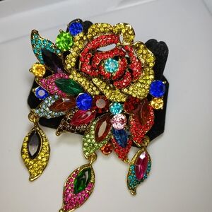 Large Crystal Flower Dangle Brooch Pendant